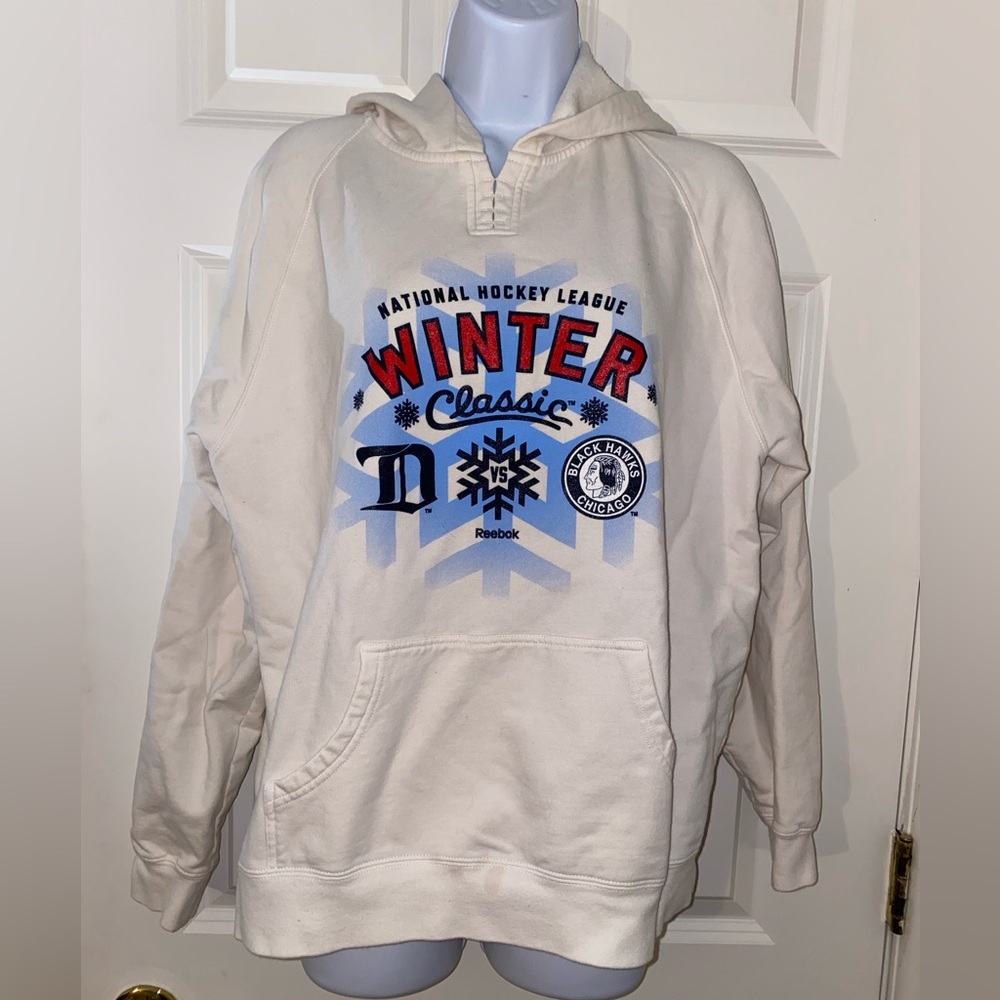 Wrigley Field Winter Classic Reebok hooded sweatshirt. good condition.